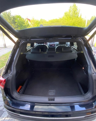 Volkswagen Tiguan cena 129900 przebieg: 77679, rok produkcji 2019 z Warszawa małe 631